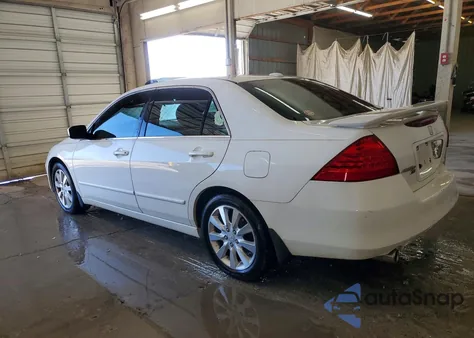 2006 Honda Accord Ex z USA, uszkodzony, nr VIN 1HGCM66596A073833